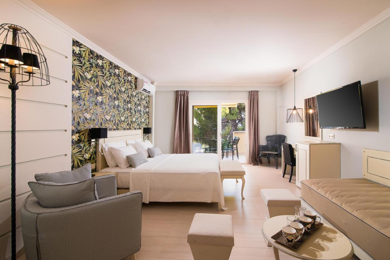 Neikos Mediterraneo Luxury Suites Chaniotis Exterior foto