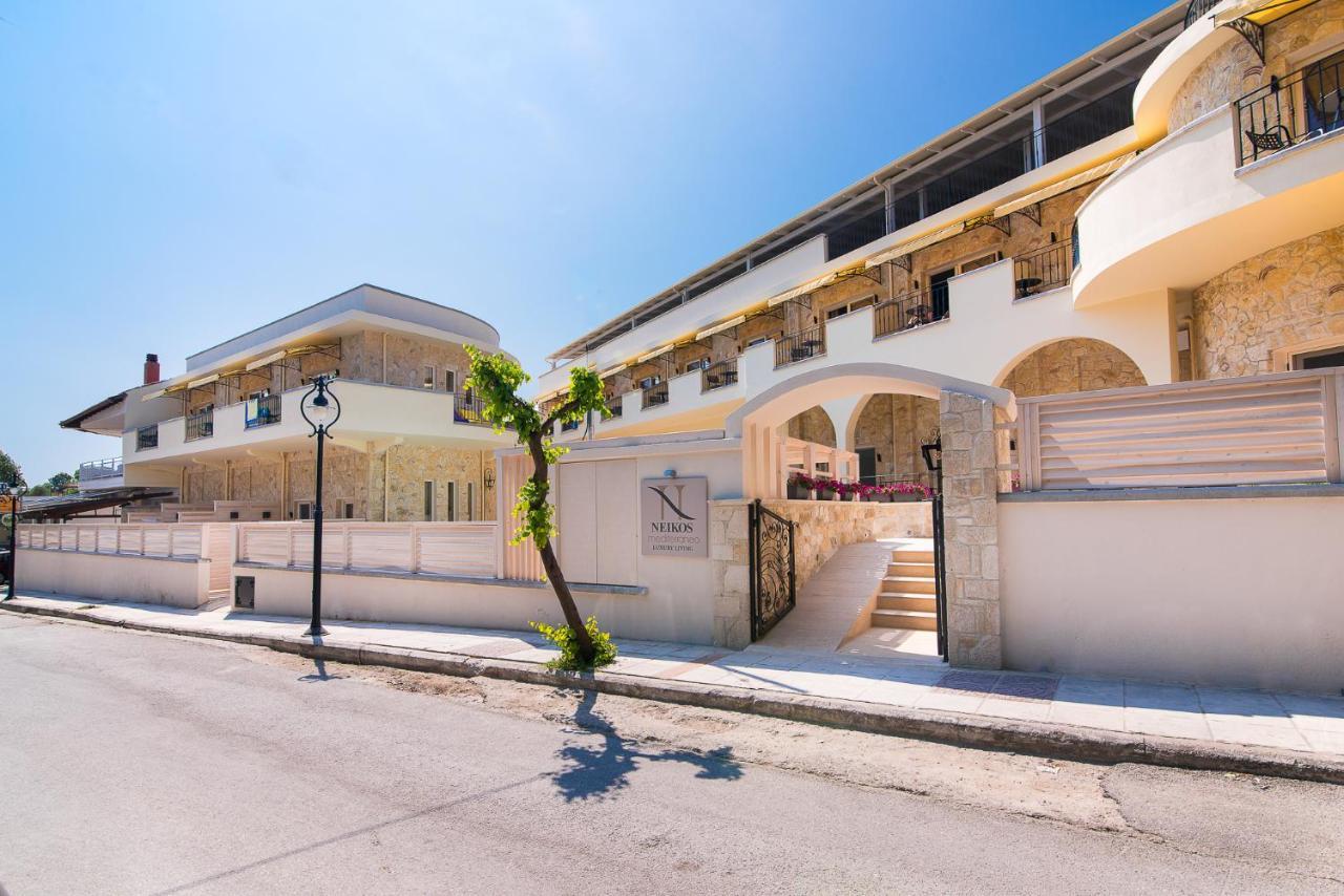 Neikos Mediterraneo Luxury Suites Chaniotis Exterior foto